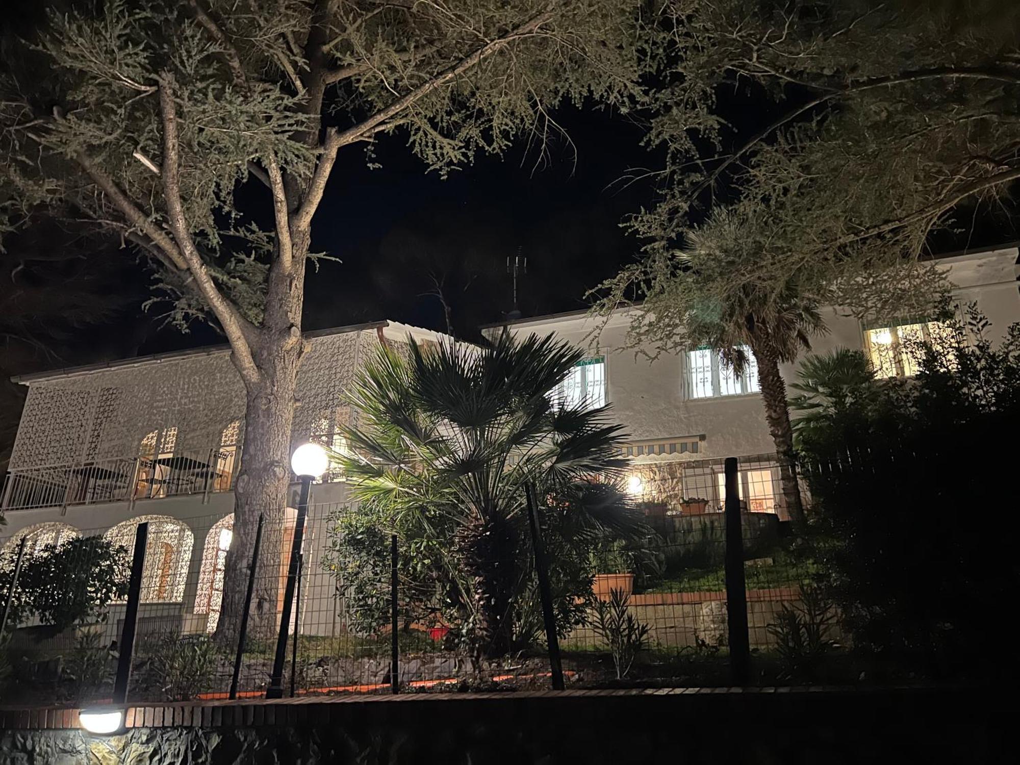 Villa Tara Quercianella Eksteriør bilde